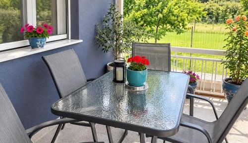 Two-Bedroom Apartment with Garden View