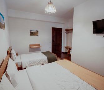 Triple Room with Mountain View