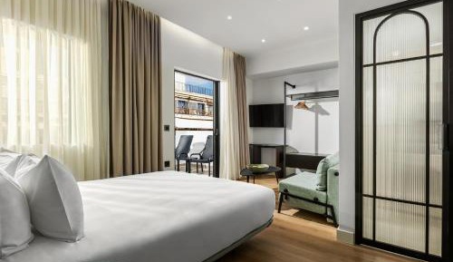 Suite with Hot Tub