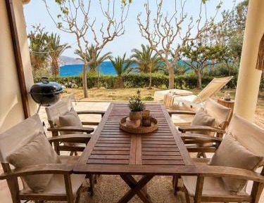 Vitamin Sea Aura Luxurious Bungalow