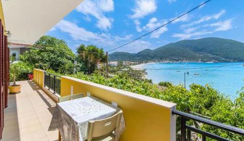 Superior One-Bedroom Apartment with Balcony