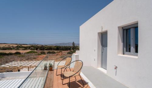 Two-Bedroom Deluxe Apartment with Ocean View