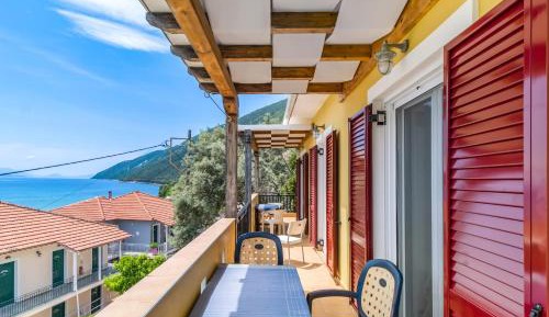 Superior One-Bedroom Apartment with Balcony