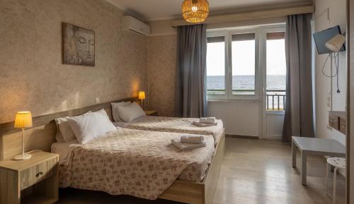 Standard Twin Room with Sea View