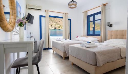 Triple Room with Sea View