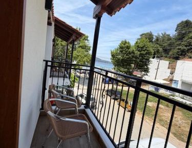 Family Room with Side Sea View
