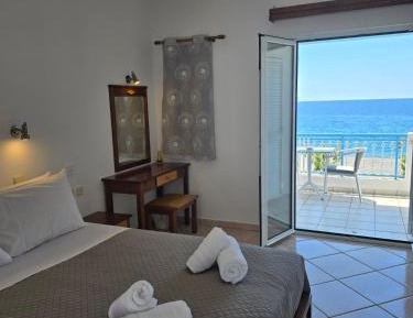 Double Room with Balcony and Sea View