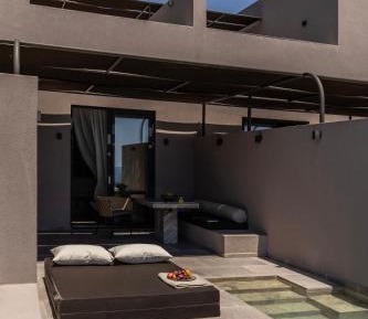 Suite with Private Pool