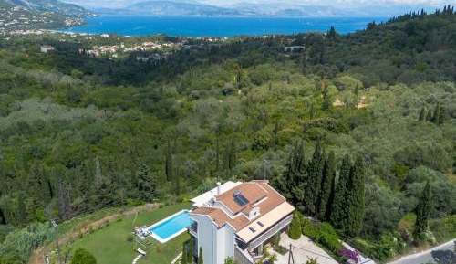 Villa with Sea View