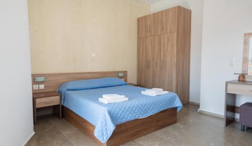 One-Bedroom Apartment - Sea Side