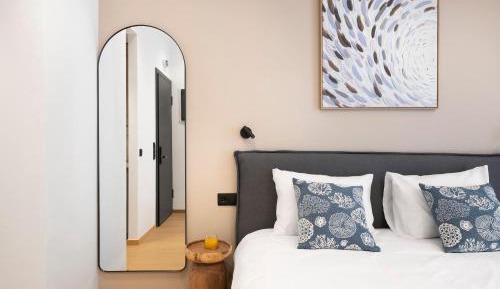 Junior Suite with Balcony