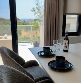 Studio with Sea View