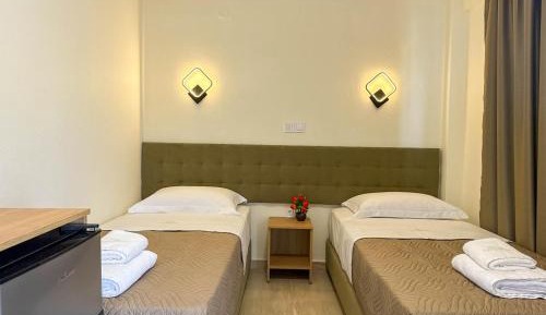 Deluxe Triple Room with Sea View