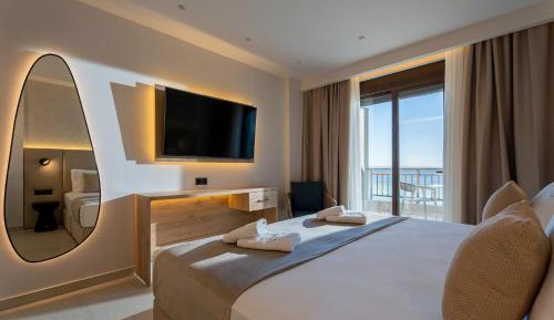 Deluxe Double Room with Sea View