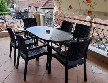 Two-Bedroom Deluxe Apartment with Ocean View