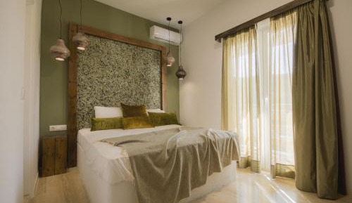 Comfort Double Room with Pool View