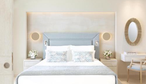 Deluxe One-Bedroom Suite with Private Garden