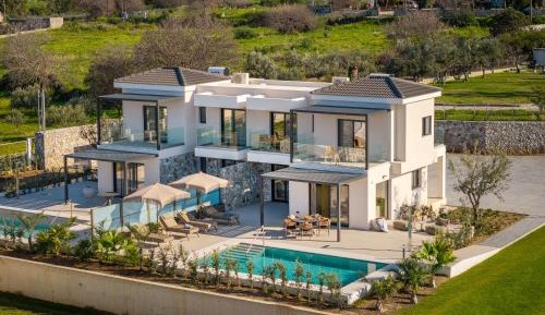 Villa with Private Pool