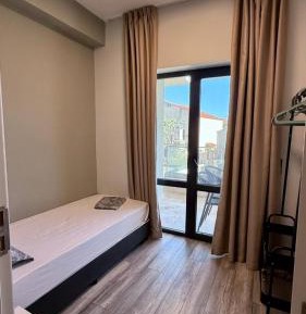 Two-Bedroom Deluxe Apartment with Balcony