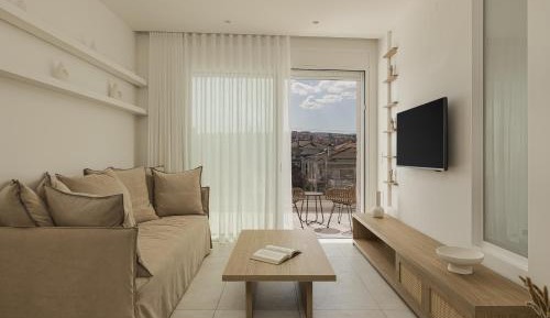 Suite with City View
