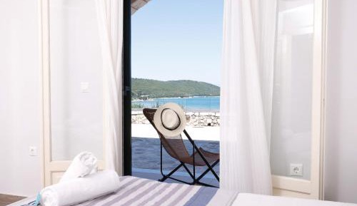 Two-Bedroom Apartment with Sea View