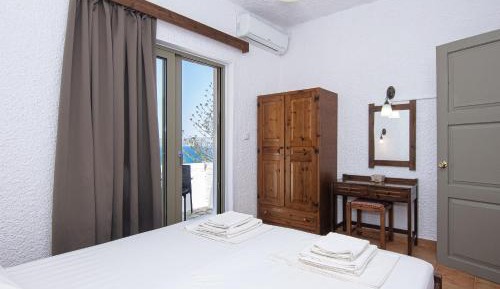 One-Bedroom Premium Apartment with Ocean View