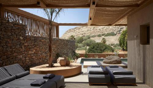 Artist’s Nest Exclusive Villa | 2 Bedrooms & Private Heated Pool