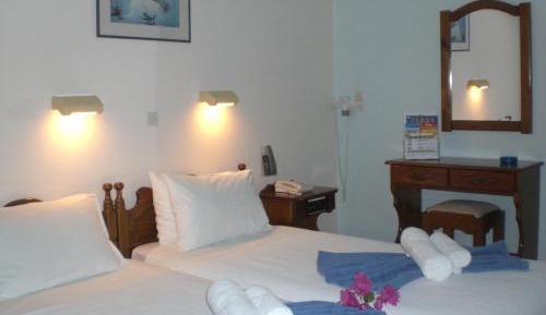 Standard Twin Room with Sea View