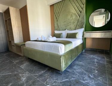 Large Double Room