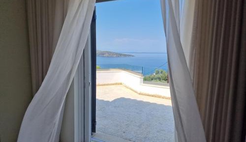 Villa with Sea View