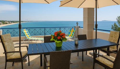 Two-Bedroom Apartment with Sea View