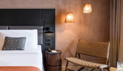 Sapphire Retreat, Guest room, 1 King, Sea view, Balcony     