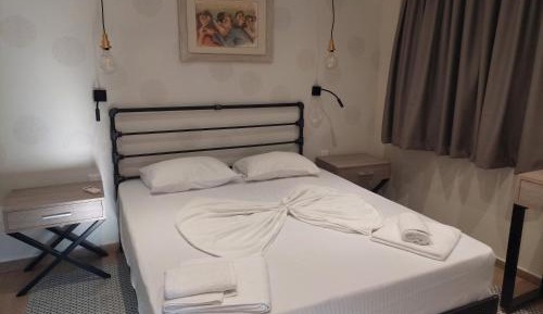 Quadruple Room with Terrace