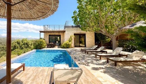 Villa with Private Pool