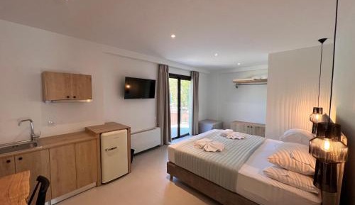King Room with Balcony