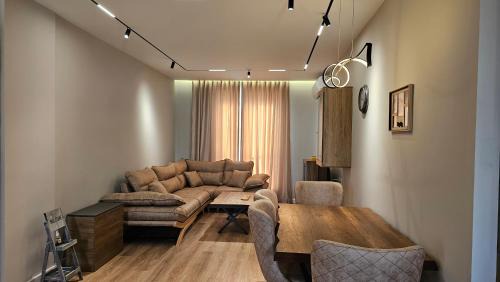 Three-Bedroom Apartment - High Floor