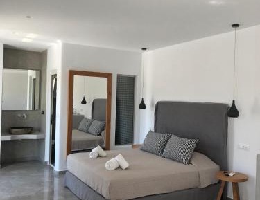 Queen Suite