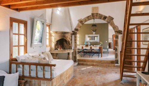 Four-Bedroom Villa 