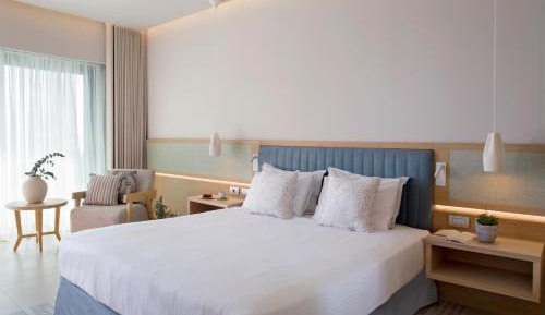 Deluxe Room Seafront