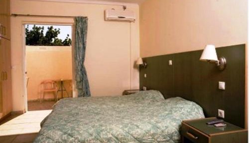 Studio (2 Adults) - Ground Floor