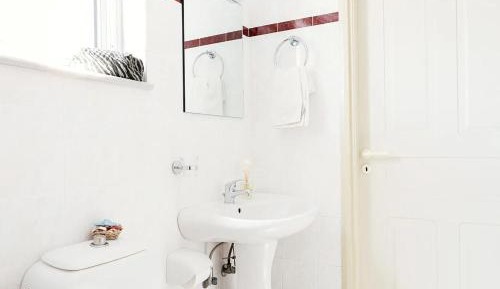 Apartment (4 Adults)