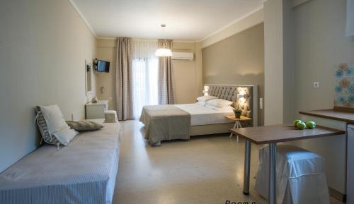 Double Room with Balcony (3 Adults)