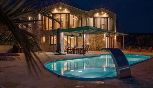 Villa with Sea View