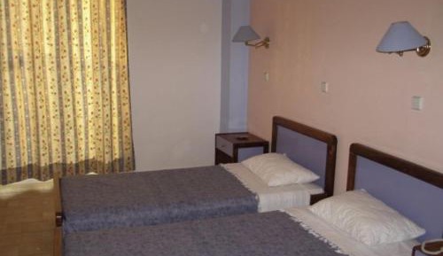 Budget Twin Room- Ground Floor