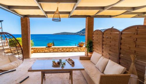 Villa with Sea View