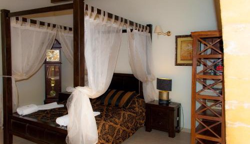 Deluxe Two-Bedroom Villa