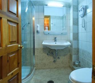 Quadruple Room with Bathroom