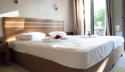 Connecting Quadruple Room