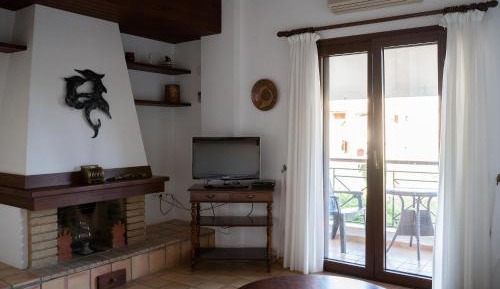 Apartment with Garden View