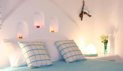Two-Bedroom Apartment with Sea View (3-4 Adults)